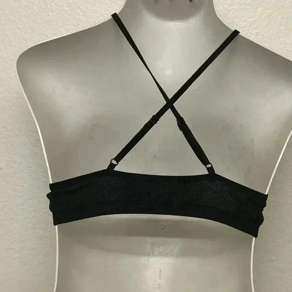 🆕Black Crochet High Neck Bralette🆕 - Picture 7 of 10